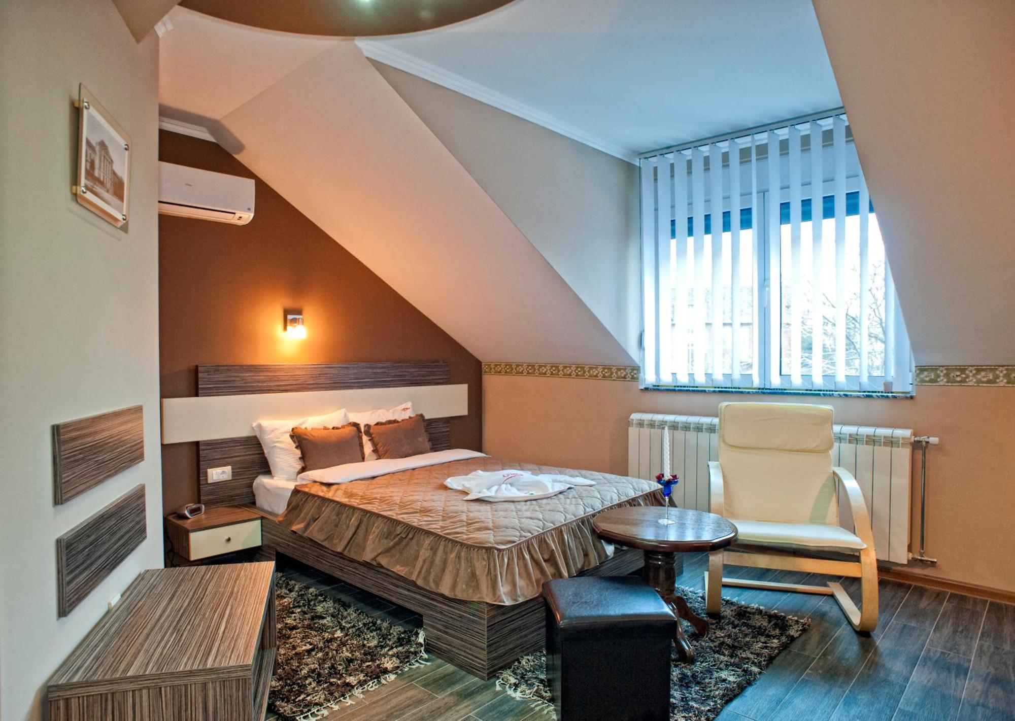 Garni Hotel Lama ครากูเยวัตส์ ภายนอก รูปภาพ
